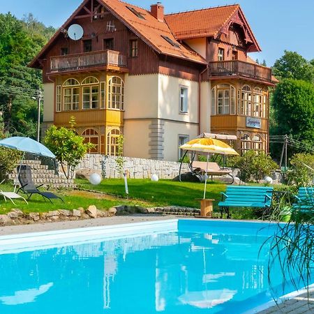 Willa Jagniątków Acomodação com café da manhã Exterior foto